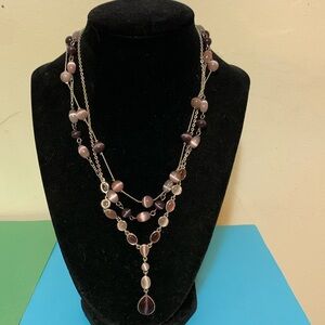 Gorgeous necklace triple strands 17 1/2”*